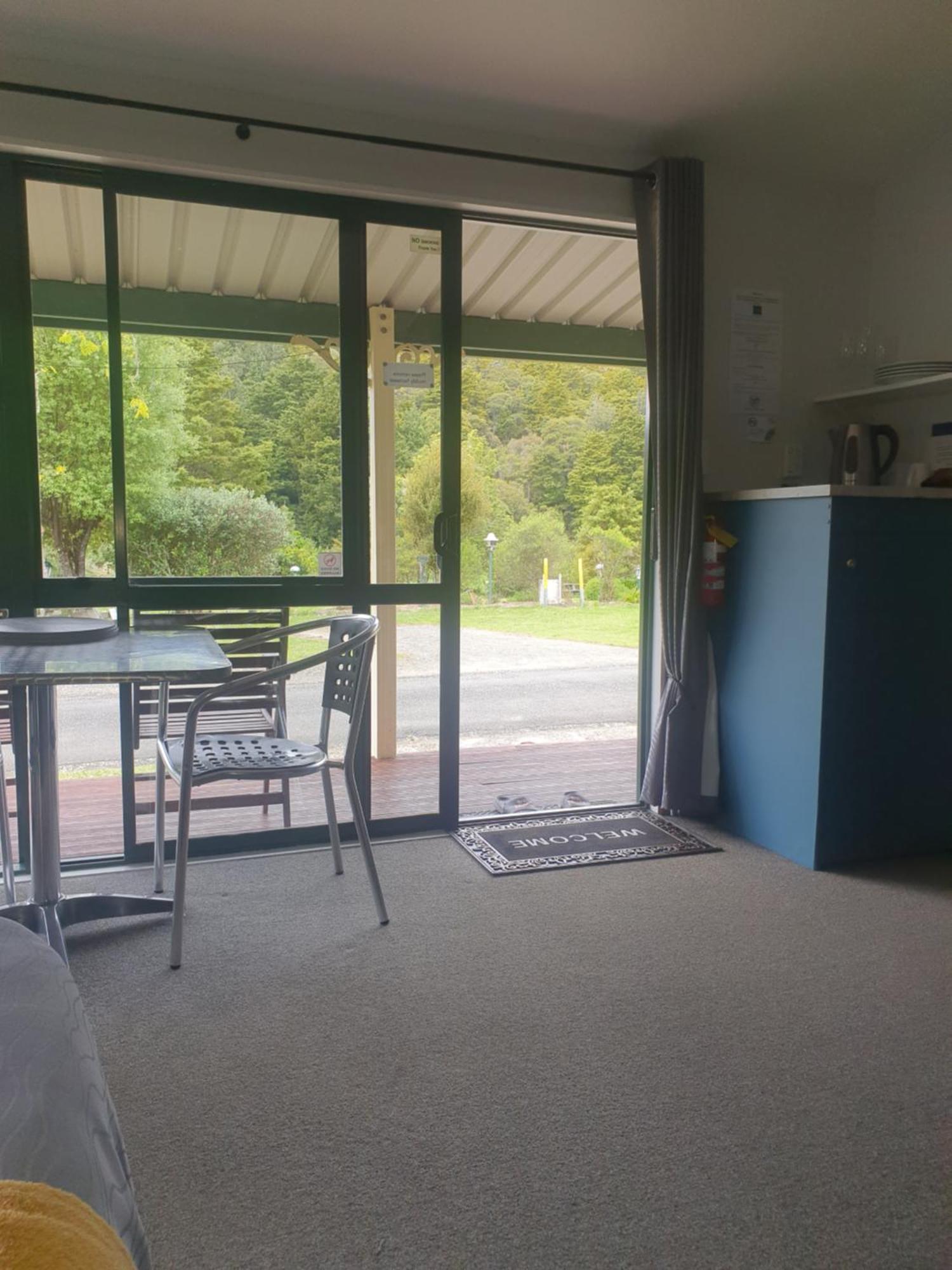 Kauri Coast Top 10 Holiday Park Kaihu Luaran gambar