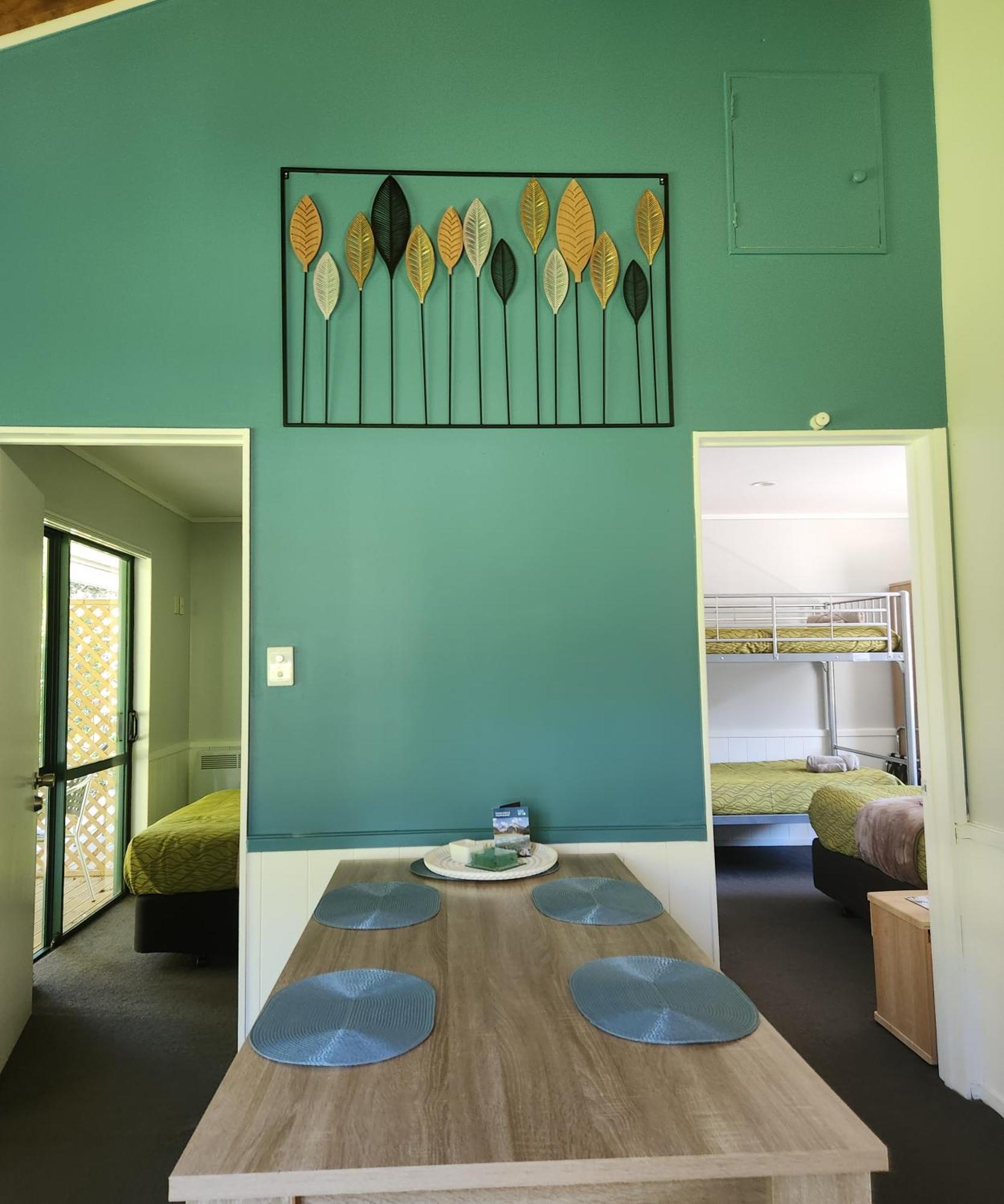Kauri Coast Top 10 Holiday Park Kaihu Luaran gambar